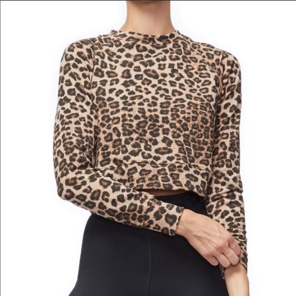 HP🏅Good American Leopard crewneck crop sweatshirt - Picture 4 of 6